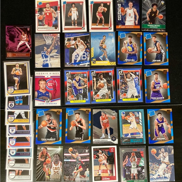 HUGE NBA ROOKIE PANINI SPORTS BASKETBALL CARD LOT (850+ CARDS) - Picture 2 of 16